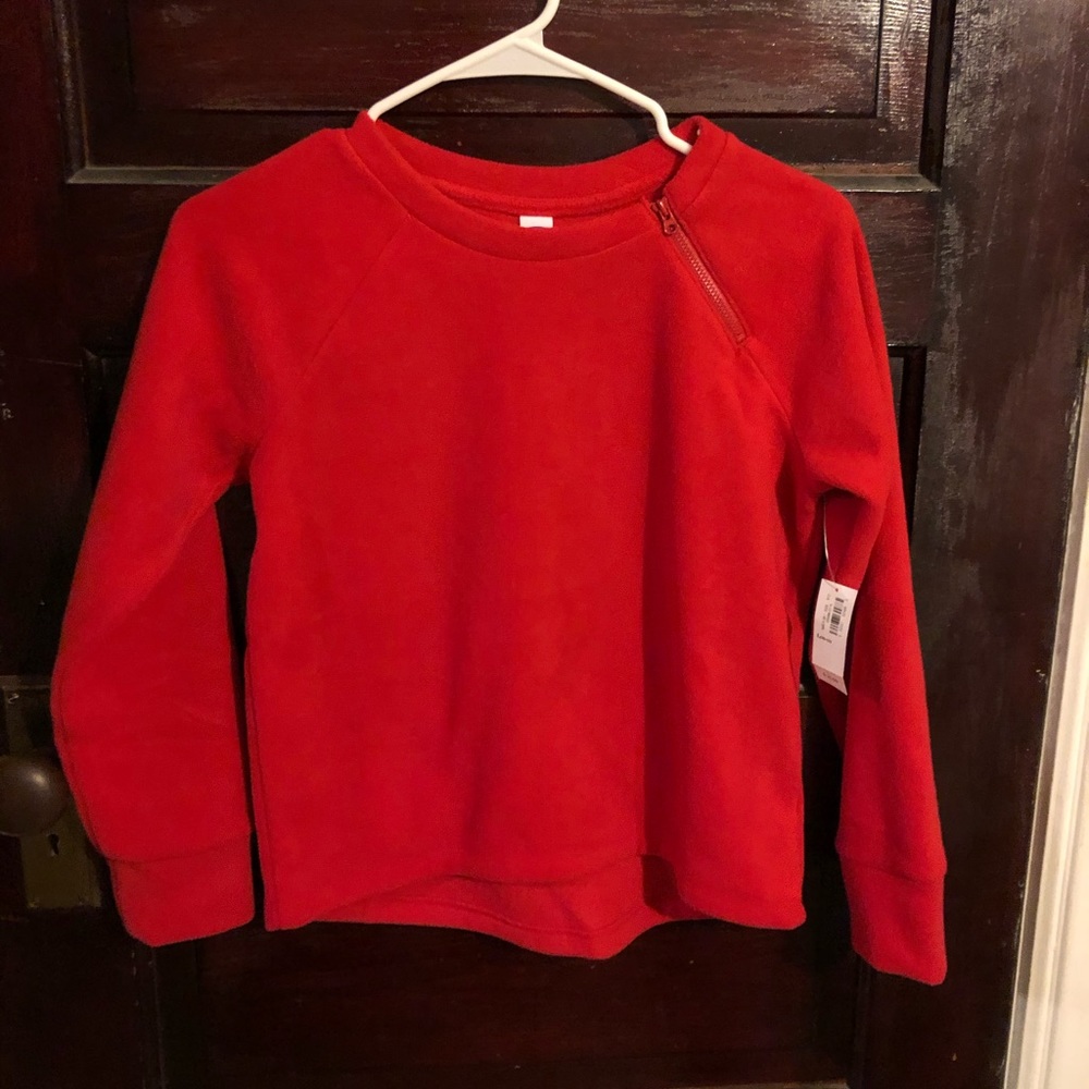 Child’s red Old Navy noodie with shoulder zipper